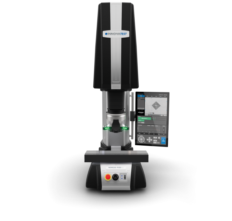 Frontansicht Universäl-Härteprüfmaschine NEMESIS 9100 G2